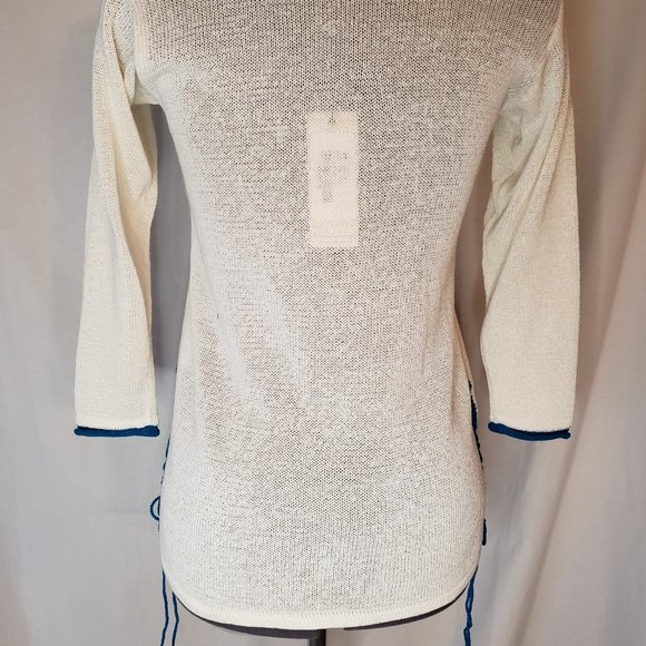 Laced Cardigan in Soft White and Blue Size Petite - Picture 3 of 8